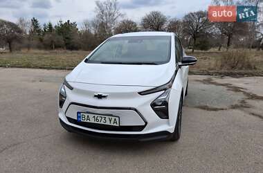 Хэтчбек Chevrolet Bolt EV 2023 в 