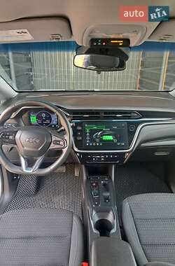 Хэтчбек Chevrolet Bolt EV 2023 в 