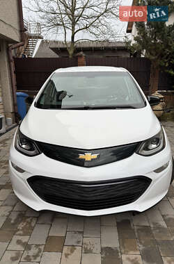 Хэтчбек Chevrolet Bolt EV 2017 в 