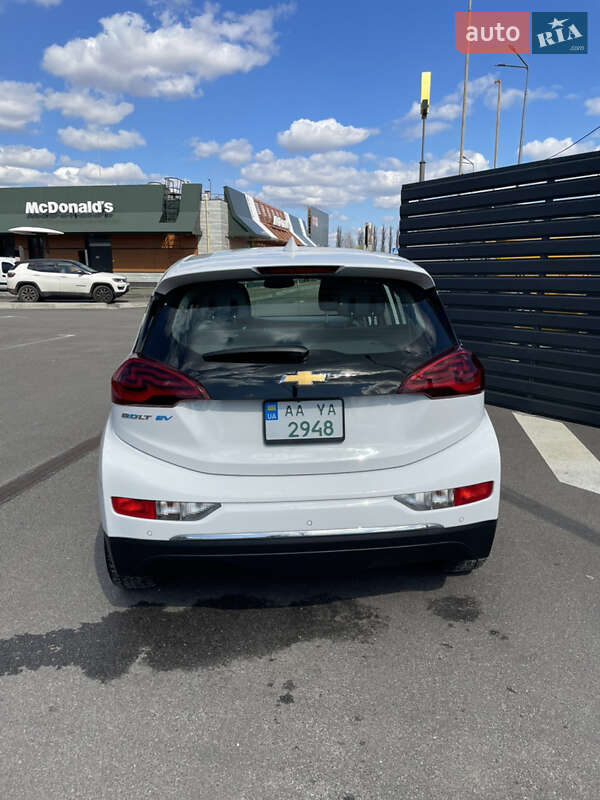 Хетчбек Chevrolet Bolt EV 2017 в Києві