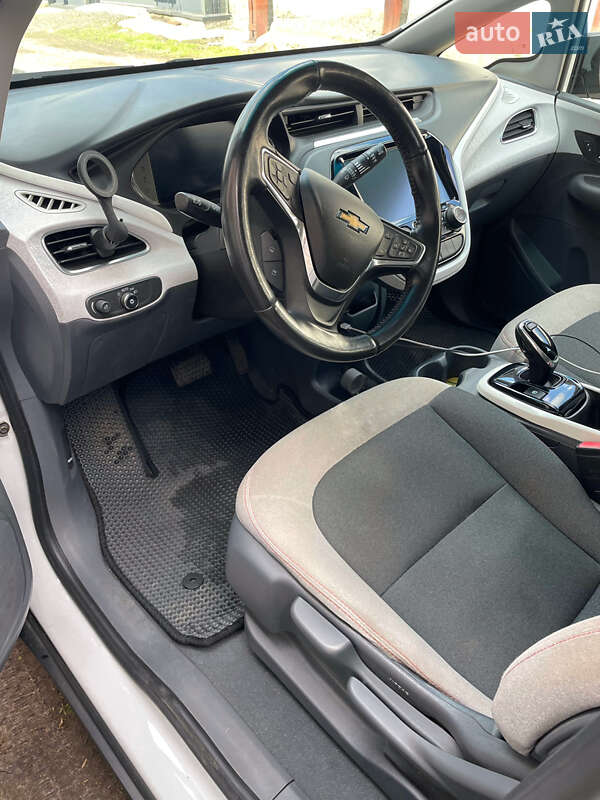 Хетчбек Chevrolet Bolt EV 2017 в Києві