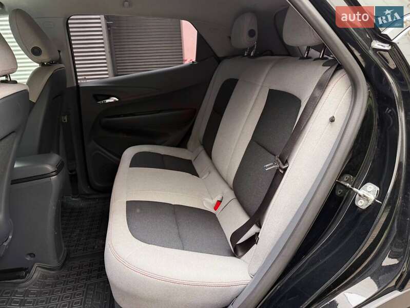 Хэтчбек Chevrolet Bolt EV 2018 в Киеве