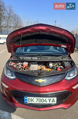 Хетчбек Chevrolet Bolt EV 2021 в 