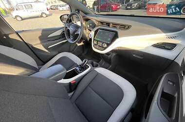Хетчбек Chevrolet Bolt EV 2017 в 