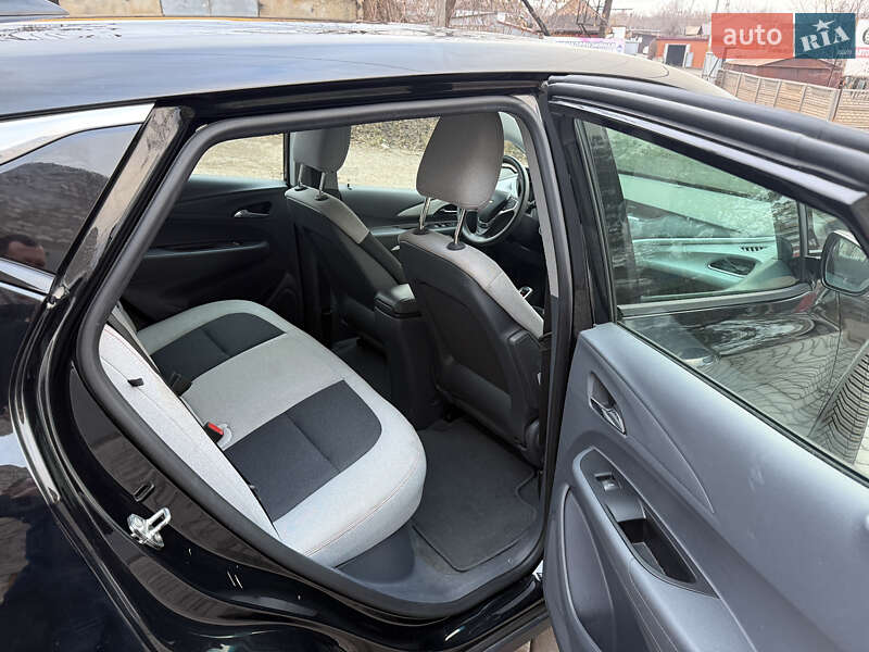 Хэтчбек Chevrolet Bolt EV 2020 в Кривом Роге