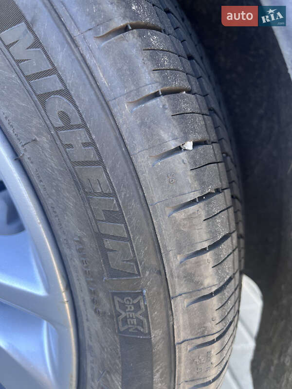 Хэтчбек Chevrolet Bolt EV 2023 в Киеве