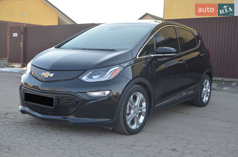 Хэтчбек Chevrolet Bolt EV 2021 в 