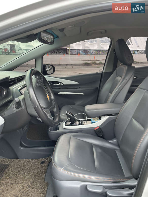 Хетчбек Chevrolet Bolt EV 2019 в Києві
