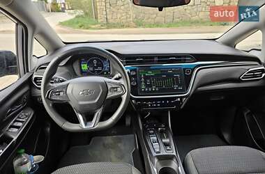 Хэтчбек Chevrolet Bolt EV 2023 в 
