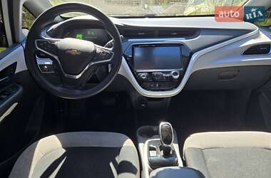 Хэтчбек Chevrolet Bolt EV 2017 в 