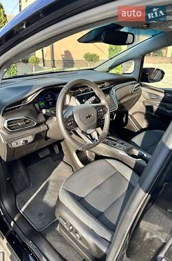 Хэтчбек Chevrolet Bolt EV 2022 в 