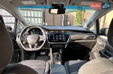 Хэтчбек Chevrolet Bolt EV 2022 в 