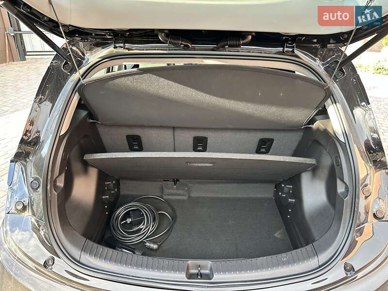 Хетчбек Chevrolet Bolt EV 2022 в Полтаві