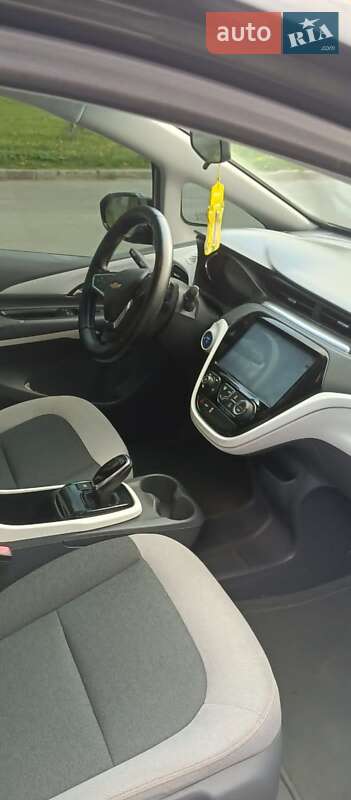 Хетчбек Chevrolet Bolt EV 2016 в Львові