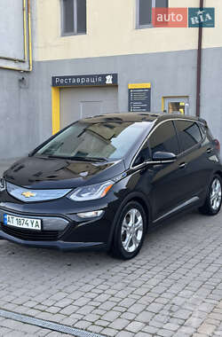 Хэтчбек Chevrolet Bolt EV 2017 в 
