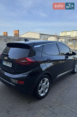 Хэтчбек Chevrolet Bolt EV 2017 в 