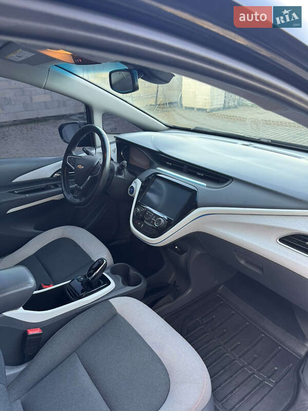 Хэтчбек Chevrolet Bolt EV 2017 в Ивано-Франковске