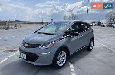 Хэтчбек Chevrolet Bolt EV 2020 в 