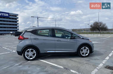 Хэтчбек Chevrolet Bolt EV 2020 в 
