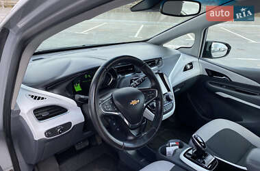 Хэтчбек Chevrolet Bolt EV 2020 в 