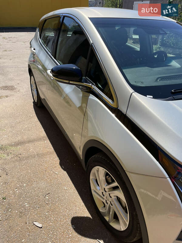 Хэтчбек Chevrolet Bolt EV 2023 в Николаеве