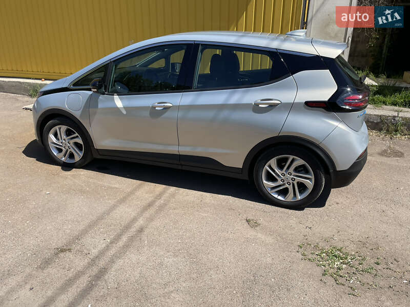 Хэтчбек Chevrolet Bolt EV 2023 в Николаеве