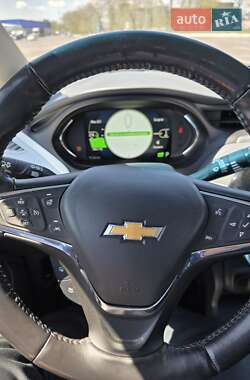 Хетчбек Chevrolet Bolt EV 2018 в 