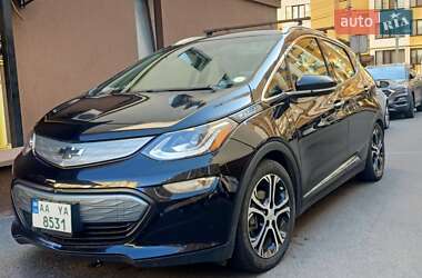 Хэтчбек Chevrolet Bolt EV 2019 в 