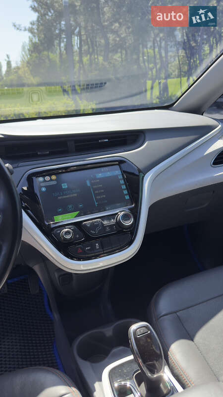 Хэтчбек Chevrolet Bolt EV 2019 в Днепре