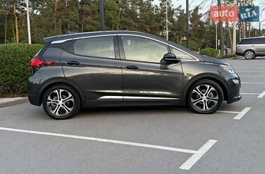 Хэтчбек Chevrolet Bolt EV 2019 в 