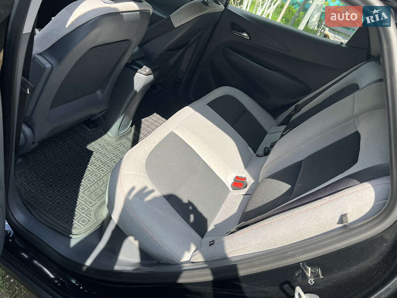 Хетчбек Chevrolet Bolt EV 2017 в Богородчанах