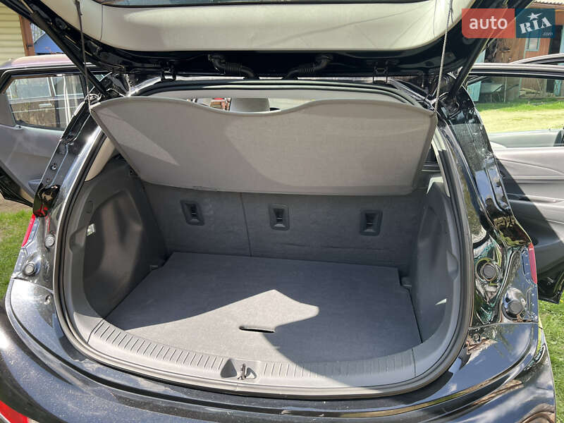 Хетчбек Chevrolet Bolt EV 2017 в Богородчанах