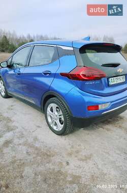 Хетчбек Chevrolet Bolt EV 2020 в 