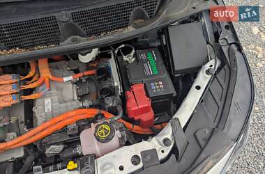 Хетчбек Chevrolet Bolt EV 2023 в 