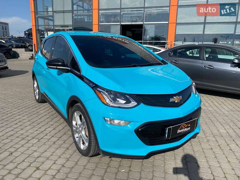 Хетчбек Chevrolet Bolt EV 2020 в 