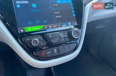 Хетчбек Chevrolet Bolt EV 2020 в 