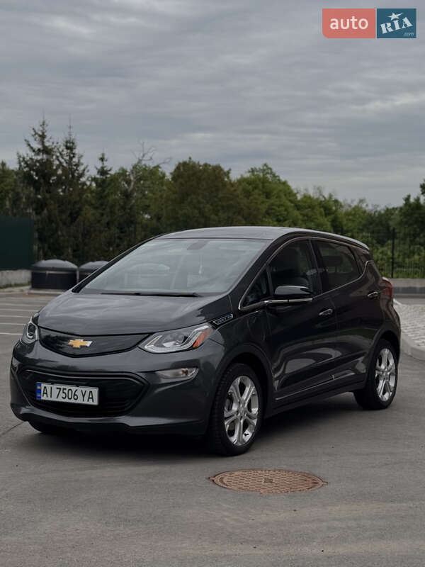 Хетчбек Chevrolet Bolt EV 2018 в 