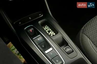 Хетчбек Chevrolet Bolt EV 2022 в 