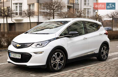 Хэтчбек Chevrolet Bolt EV 2021 в 