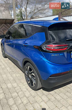 Хэтчбек Chevrolet Bolt EV 2023 в 