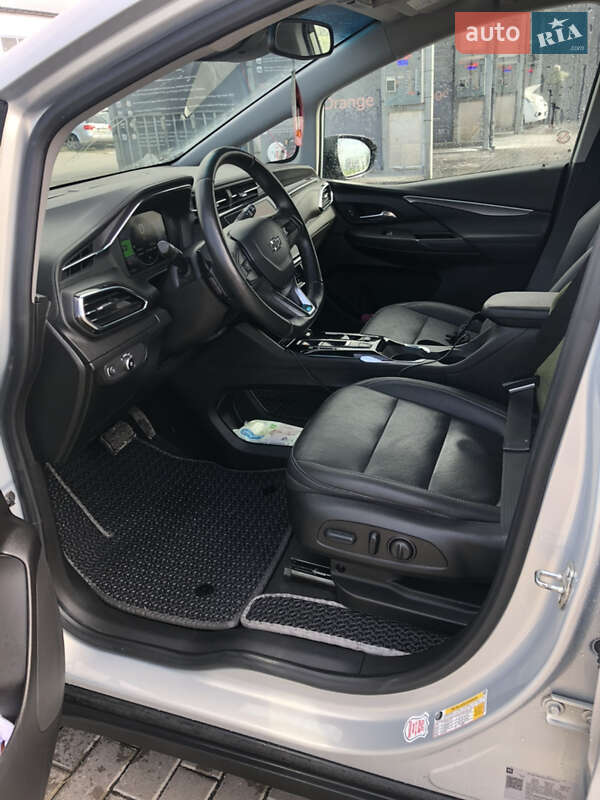 Хэтчбек Chevrolet Bolt EV 2023 в Львове фото 9 Хэтчбек Chevrolet Bolt EV 2023 в Львове