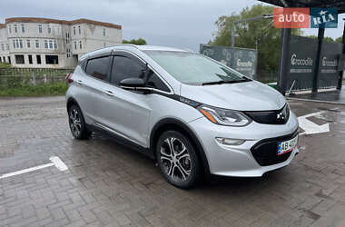 Хетчбек Chevrolet Bolt EV 2017 в 