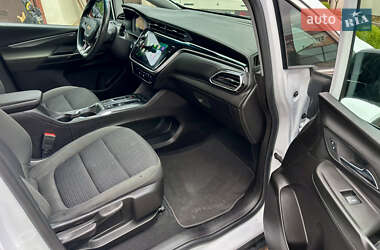 Хэтчбек Chevrolet Bolt EV 2023 в 