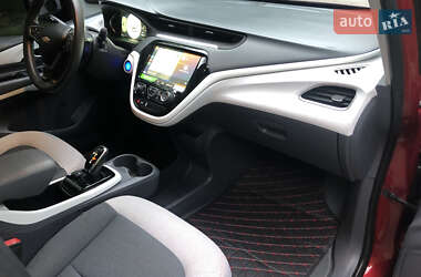 Хетчбек Chevrolet Bolt EV 2017 в 