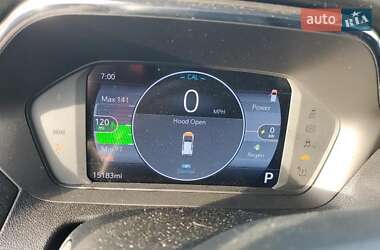Хэтчбек Chevrolet Bolt EV 2023 в 