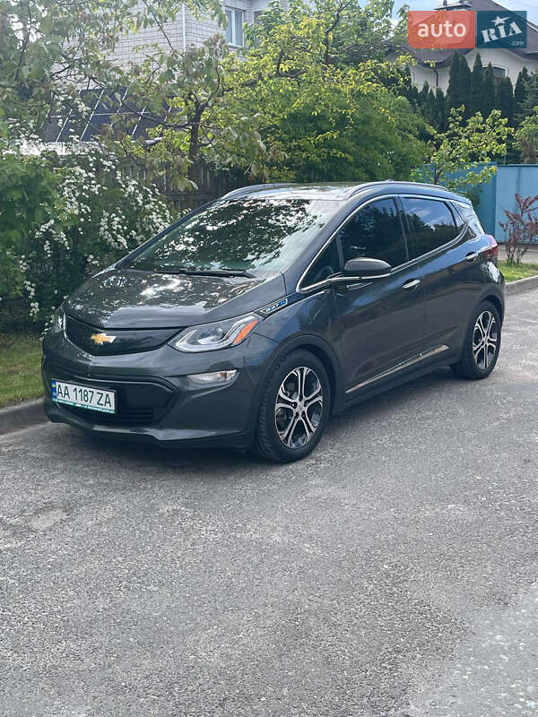 Хэтчбек Chevrolet Bolt EV 2017 в Ужгороде фото 3 Хэтчбек Chevrolet Bolt EV 2017 в Ужгороде