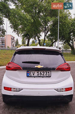 Хетчбек Chevrolet Bolt EV 2018 в 