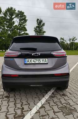 Хэтчбек Chevrolet Bolt EV 2022 в 
