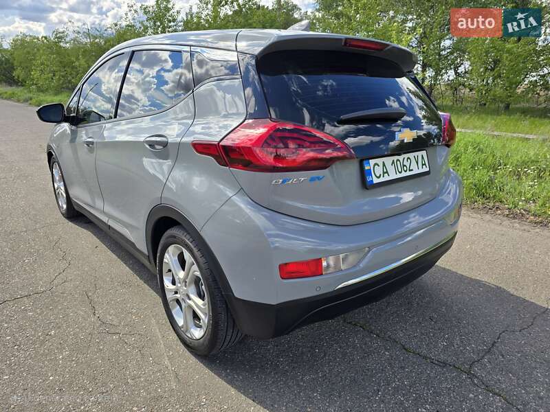Хэтчбек Chevrolet Bolt EV 2021 в Черкассах