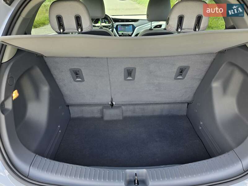 Хэтчбек Chevrolet Bolt EV 2021 в Черкассах
